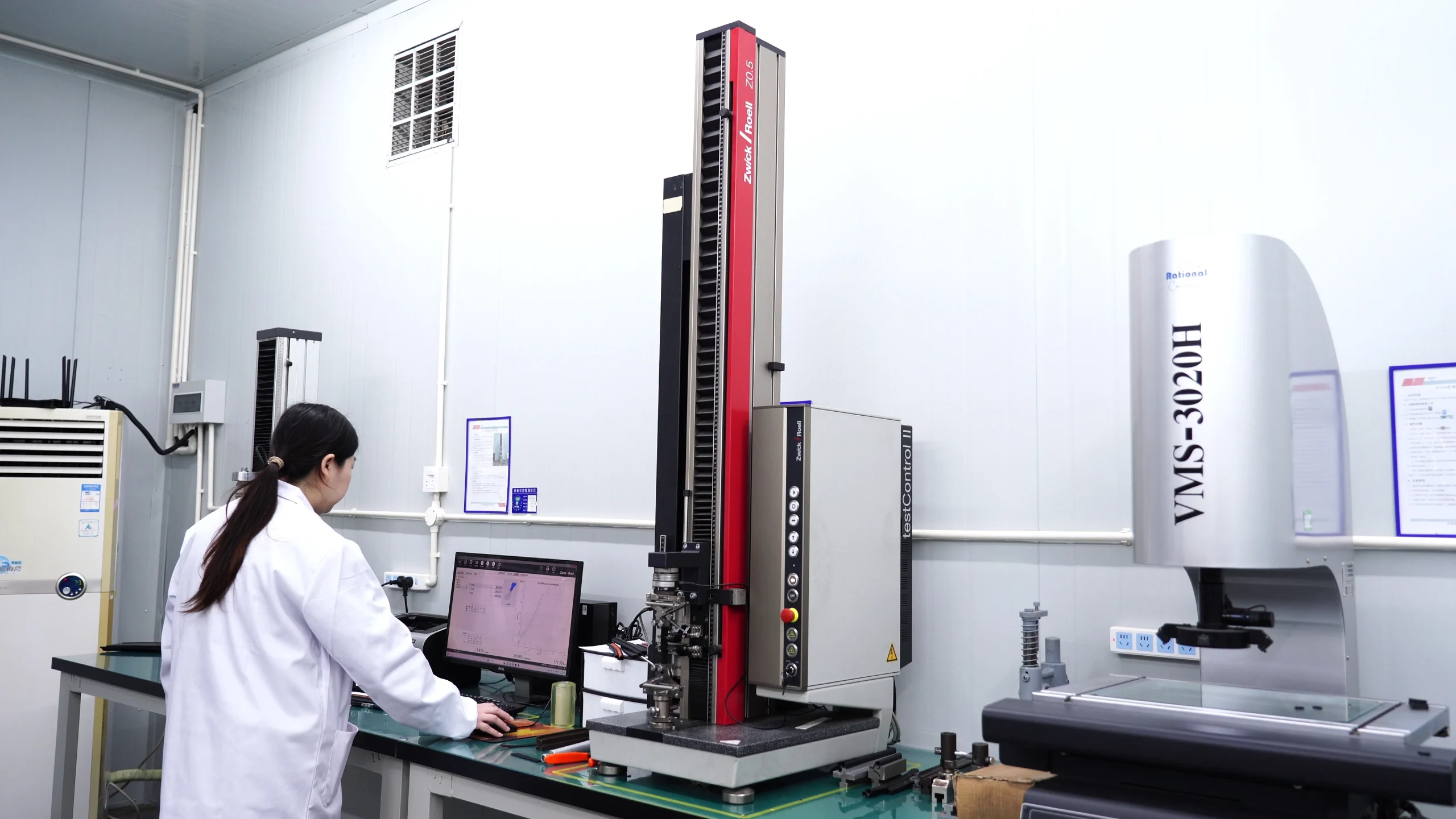 High Temperature Rubber Seals for Conditions ≥150℃ | VMQ & FKM Solutions | UPT